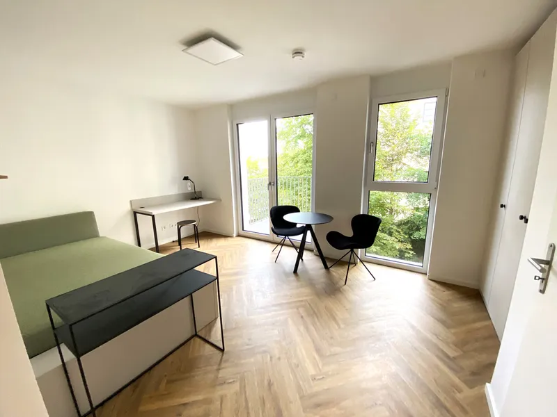 Möbliertes Apartemnt mit EBK sowie Balkon zum Innenhof!!! — photo 1